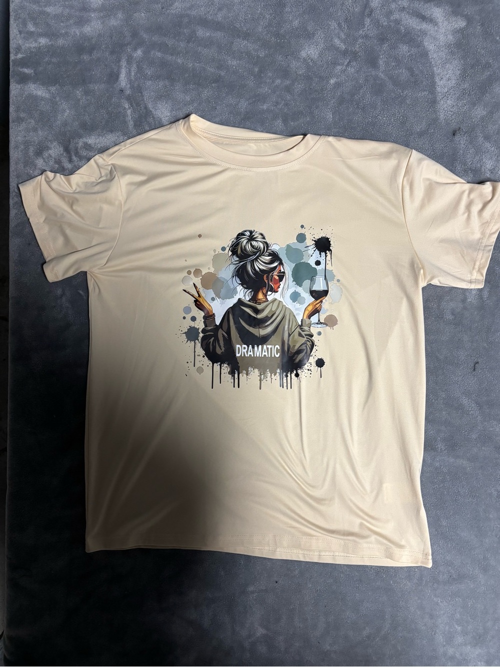 Dramatic Graphic Crewneck T-Shirt - Cream